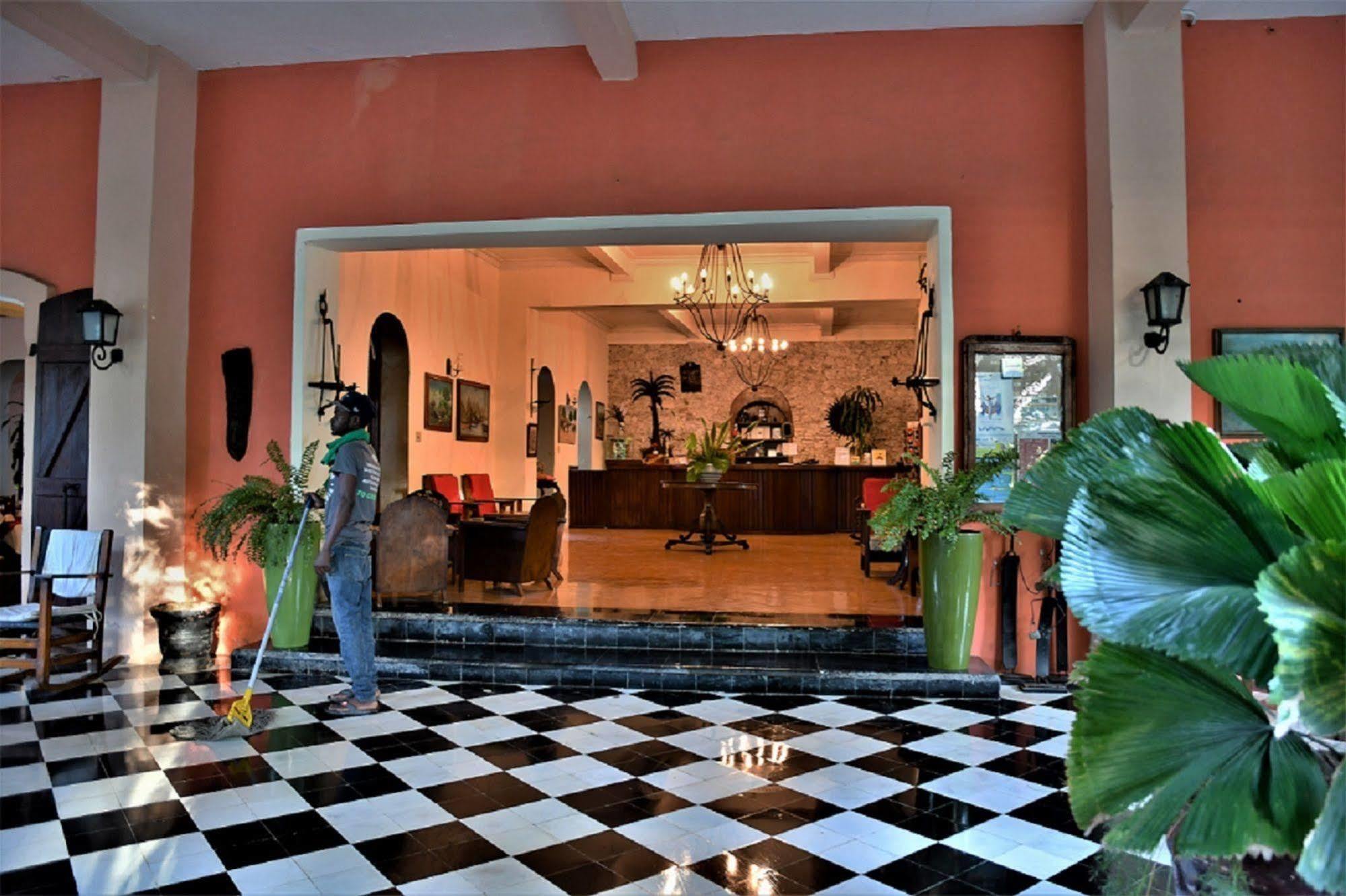 Hotel Du Roi Christophe Cap-Haïtien 外观 照片